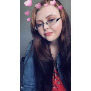 Meet your Posher, Abigail